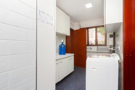 Apartamento à venda com 146m², 3 quartos e 2 vagasLavanderia