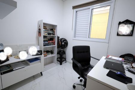 Apartamento à venda com 85m², 3 quartos e 2 vagasQuarto 2