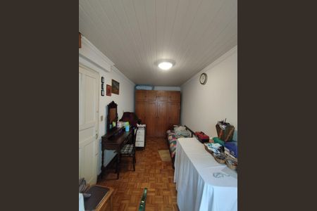 Casa à venda com 130m², 2 quartos e 1 vagaQuarto de Serviço