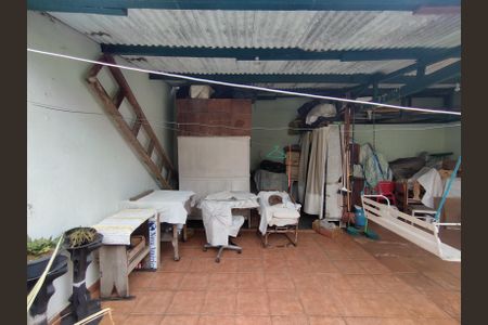 Casa à venda com 130m², 2 quartos e 1 vagaQuintal