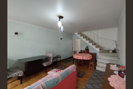 Casa à venda com 130m², 2 quartos e 1 vagaSala