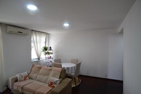 Apartamento à venda com 112m², 4 quartos e 1 vagaSala