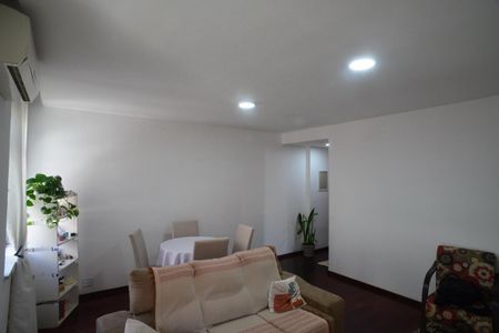 Apartamento à venda com 112m², 4 quartos e 1 vagaSala