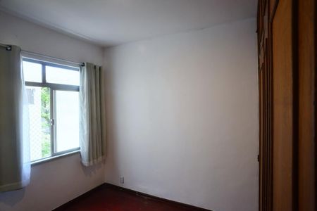 Apartamento à venda com 112m², 4 quartos e 1 vagaQuarto 2