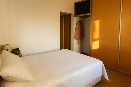 Apartamento à venda com 105m², 3 quartos e 2 vagas Apartamento à venda com 105m², 3 quartos e 2 vagasQuarto