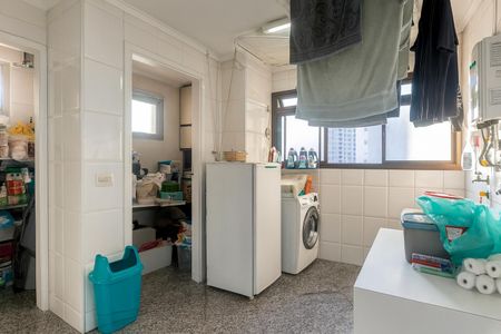Apartamento à venda com 105m², 3 quartos e 2 vagas Apartamento à venda com 105m², 3 quartos e 2 vagasLavanderia