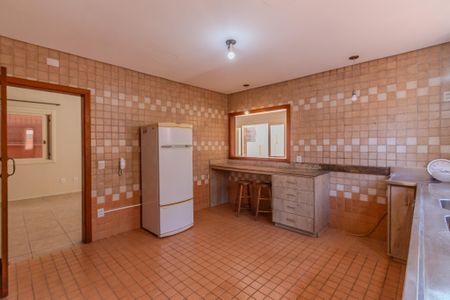 Casa para alugar com 410m², 5 quartos e 3 vagas Casa para alugar com 410m², 5 quartos e 3 vagasCozinha