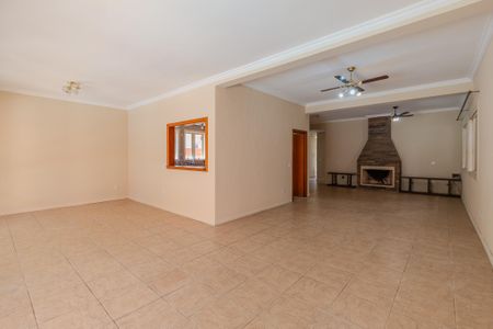 Sala 1 de casa para alugar com 5 quartos, 410m² em Tristeza, Porto Alegre