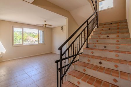 Sala 2 de casa para alugar com 5 quartos, 410m² em Tristeza, Porto Alegre