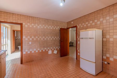 Casa para alugar com 410m², 5 quartos e 3 vagas Casa para alugar com 410m², 5 quartos e 3 vagasCozinha