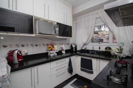 Apartamento para alugar com 153m², 3 quartos e 2 vagas Apartamento para alugar com 153m², 3 quartos e 2 vagasCozinha