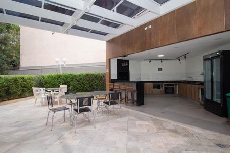 Apartamento para alugar com 153m², 3 quartos e 2 vagas Apartamento para alugar com 153m², 3 quartos e 2 vagasÁrea comum - Churrasqueira