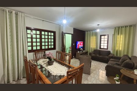 Sala de casa à venda com 3 quartos, 116m² em Vila Scarpelli, Santo André
