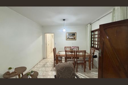 Sala de casa à venda com 3 quartos, 116m² em Vila Scarpelli, Santo André