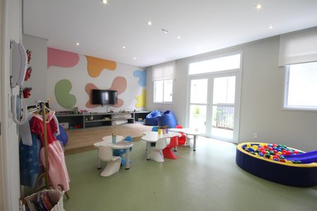 Apartamento à venda com 34m², 2 quartos e 1 vagaÁrea comum