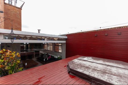 Apartamento para alugar com 405m², 4 quartos e 4 vagas Apartamento para alugar com 405m², 4 quartos e 4 vagasJacuzzi