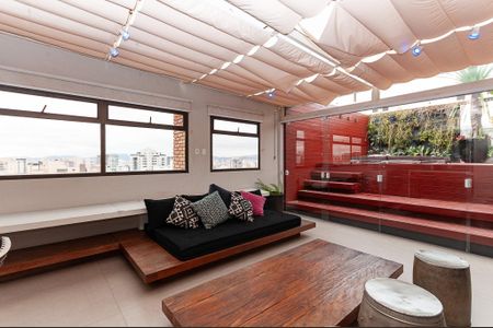 Apartamento para alugar com 405m², 4 quartos e 4 vagas Apartamento para alugar com 405m², 4 quartos e 4 vagasSalão Cobertura