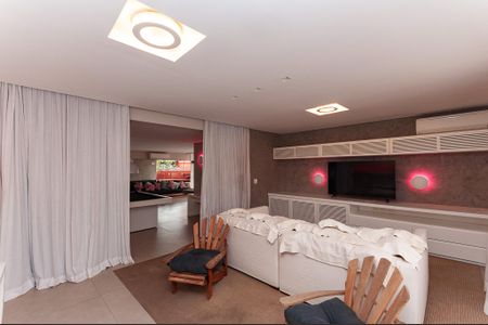 Apartamento para alugar com 405m², 4 quartos e 4 vagas Apartamento para alugar com 405m², 4 quartos e 4 vagasCobertura