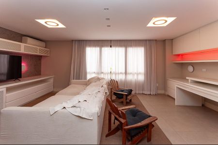 Apartamento para alugar com 405m², 4 quartos e 4 vagas Apartamento para alugar com 405m², 4 quartos e 4 vagasCobertura