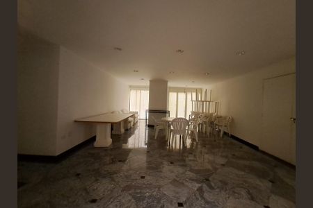 Apartamento para alugar com 405m², 4 quartos e 4 vagas Apartamento para alugar com 405m², 4 quartos e 4 vagasÁrea Comum - Salão de Festas