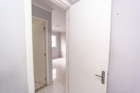 Apartamento à venda com 40m², 2 quartos e 1 vaga Apartamento à venda com 40m², 2 quartos e 1 vagaBanheiro Social