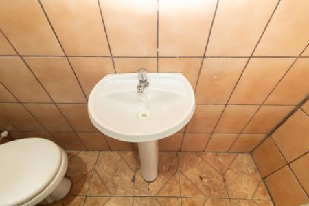 Casa para alugar com 144m², 5 quartos e 1 vagaBanheiro