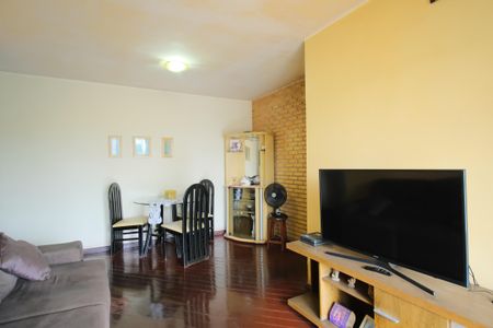 Sala de apartamento à venda com 3 quartos, 67m² em Vila Esperança, São Paulo