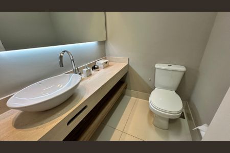 Apartamento à venda com 122m², 4 quartos e 2 vagas Apartamento à venda com 122m², 4 quartos e 2 vagasLavabo