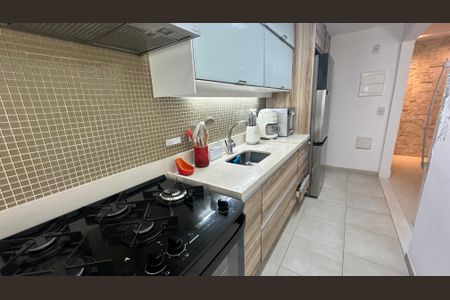 Apartamento à venda com 122m², 4 quartos e 2 vagas Apartamento à venda com 122m², 4 quartos e 2 vagasCozinha