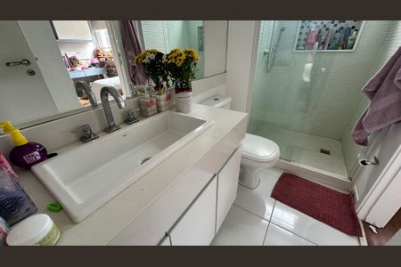 Apartamento à venda com 122m², 4 quartos e 2 vagas Apartamento à venda com 122m², 4 quartos e 2 vagasBanheiro da Suíte 3