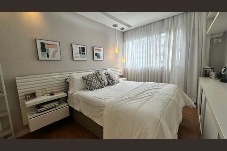 Apartamento à venda com 122m², 4 quartos e 2 vagas Apartamento à venda com 122m², 4 quartos e 2 vagasSuíte 1