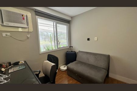 Apartamento à venda com 122m², 4 quartos e 2 vagas Apartamento à venda com 122m², 4 quartos e 2 vagasQuarto