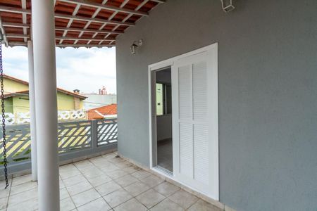 Casa à venda com 165m², 4 quartos e 2 vagas Casa à venda com 165m², 4 quartos e 2 vagasVaranda Quarto 3
