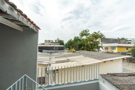 Casa à venda com 165m², 4 quartos e 2 vagas Casa à venda com 165m², 4 quartos e 2 vagasVista da Suíte