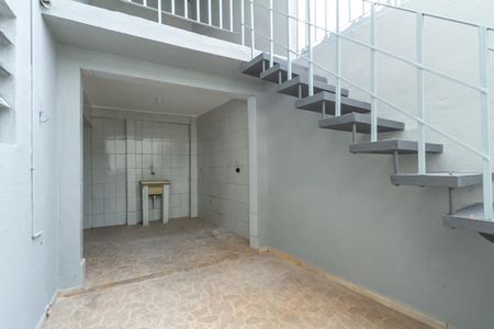Casa à venda com 165m², 4 quartos e 2 vagas Casa à venda com 165m², 4 quartos e 2 vagasQuintal