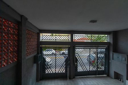 Casa à venda com 165m², 4 quartos e 2 vagas Casa à venda com 165m², 4 quartos e 2 vagasVista da Sala