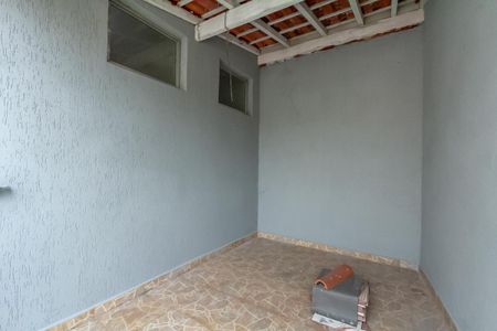 Casa à venda com 165m², 4 quartos e 2 vagas Casa à venda com 165m², 4 quartos e 2 vagasQuintal