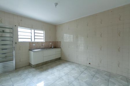 Casa à venda com 165m², 4 quartos e 2 vagas Casa à venda com 165m², 4 quartos e 2 vagasCozinha