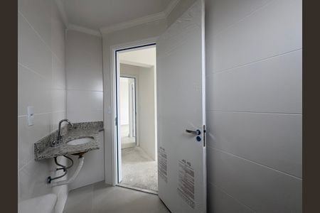 Apartamento à venda com 55m², 2 quartos e 2 vagasBanheiro da Suíte