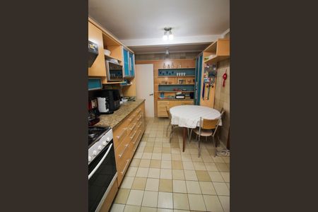 Casa à venda com 358m², 3 quartos e 4 vagasCozinha