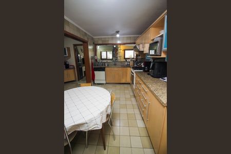 Casa à venda com 358m², 3 quartos e 4 vagasCozinha