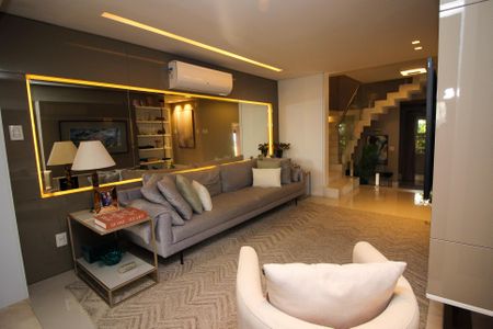 Casa à venda com 358m², 3 quartos e 4 vagasSala 2