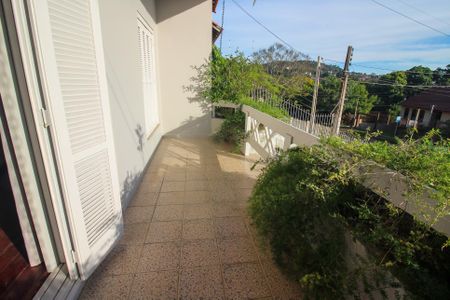 Casa à venda com 358m², 3 quartos e 4 vagasSacada da Sala 1