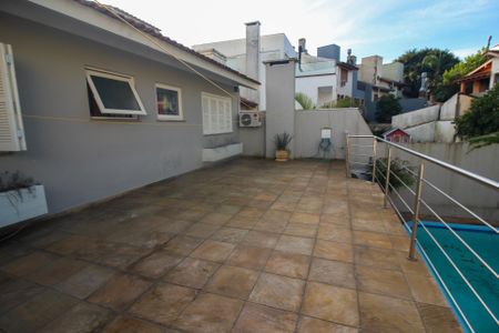 Casa à venda com 358m², 3 quartos e 4 vagasTerraço