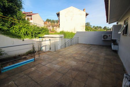 Casa à venda com 358m², 3 quartos e 4 vagasTerraço