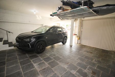 Casa à venda com 358m², 3 quartos e 4 vagasGaragem
