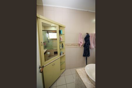 Casa à venda com 358m², 3 quartos e 4 vagasBanheiro da Suíte 3