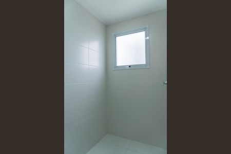 Apartamento para alugar com 68m², 2 quartos e 1 vaga Apartamento para alugar com 68m², 2 quartos e 1 vagaBanheiro da Suíte 2