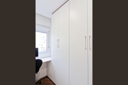 Apartamento à venda com 87m², 3 quartos e 2 vagasQuarto 2