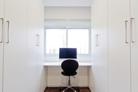 Apartamento à venda com 87m², 3 quartos e 2 vagasQuarto 2